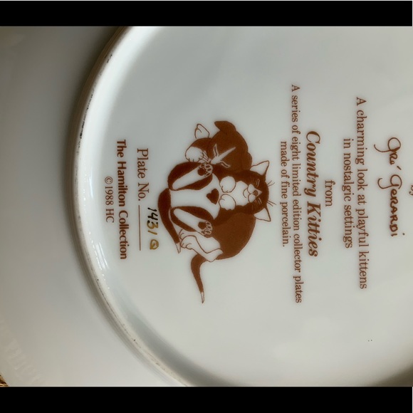 Mischief Makers - Collector Plate - Picture 4 of 8